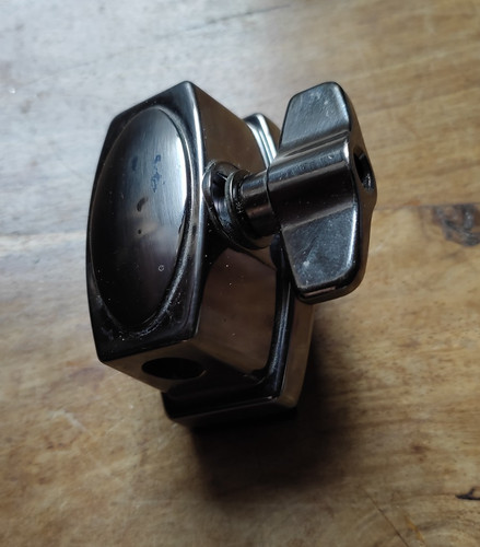 Attache support tom - de,